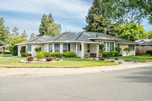 190 Yellowstone Dr, Chico, CA 95973-0197