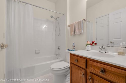 432 Monticello Ln, Lakewood NJ  08701-5790 exterior