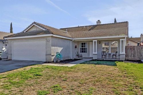 4612 New Hope Ln, Salida, CA 95368-9080