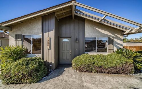 3866 San Pablo Ave, Oceanside CA  92057-7208 exterior