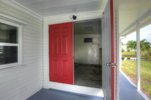 8471 Schefflera Ct, Fort Pierce FL  34952-3377 exterior