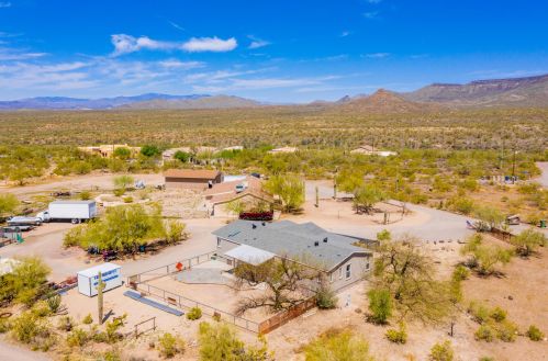 45444 20th St, Phoenix AZ 85087-7526 exterior