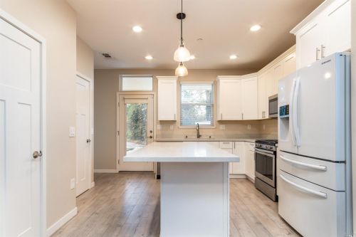 123 Frd St, Ukiah CA  95482-4058 exterior