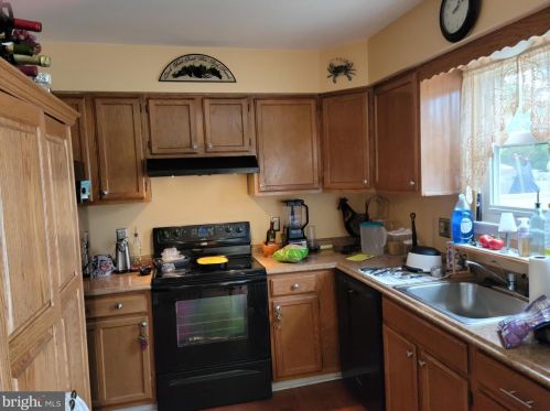 86 Shetland Way, New Castle DE  19720-6514 exterior