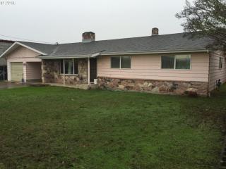 578 Roseland Ave, Roseburg, OR 97470-1417