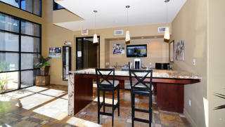 3601 Mcdowell Rd, Phoenix AZ  85008-4366 exterior