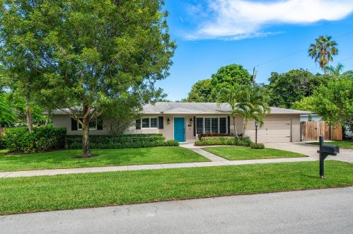 770 3rd Ave, Boca Raton, FL 33432-2644