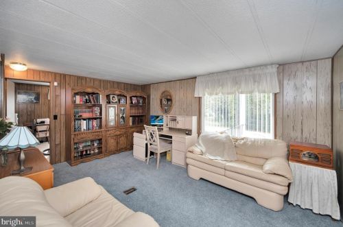 6705 Fisher Dr, Spotsylvania VA  22551-2613 exterior