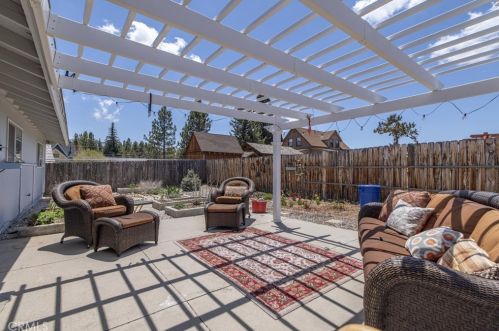 901 Mount Doble Dr, Big Bear City CA  92314-9774 exterior