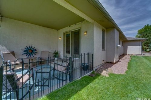 456 Soaring Eagle Dr, Pueblo CO 81007-6056 exterior