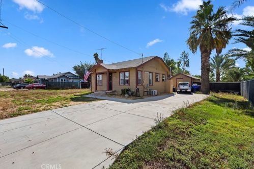 8644 Indiana Ave, Riverside, CA 92504-4047