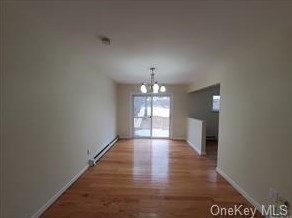 8 Sandburg Ct, Middletown NY  10941-1813 exterior