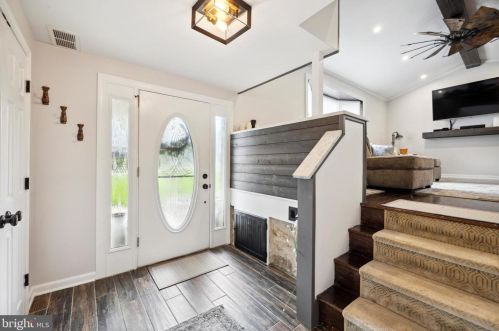 491 Hampton Rd, Norristown, PA 19406-2014