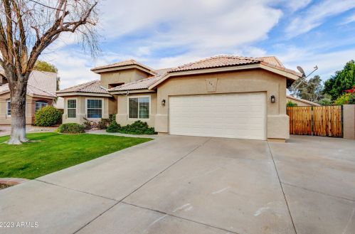 841 Kenwood Ln, Chandler, AZ 85226-5928