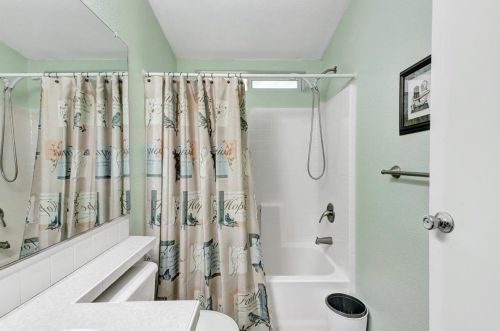 10 Wendy Cir, Grass Valley CA  95945-7037 exterior