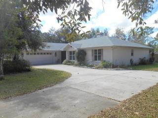3734 Lake Ter, Homosassa, FL 34448-3304