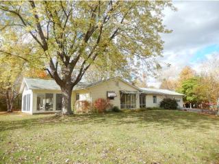 14 Gorham Ln, Middlebury, VT 05753-1002