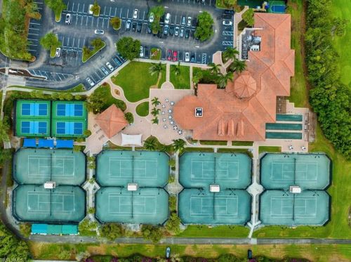 1992 Timarron Way, Naples FL  34109-3320 exterior