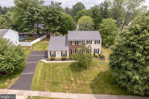 926 Putnam Rd, Yardley, PA 19067-4206