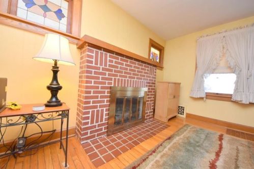 124 Mohawk School Rd, New Castle, PA 16102-3112