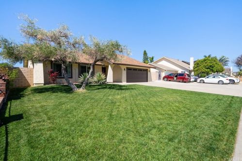 656 Rancho Santiago, Orange CA  92869-1951 exterior