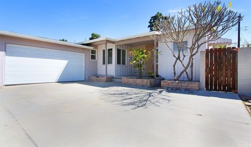 230 La Plaza Dr, La Habra, CA 90631-4448