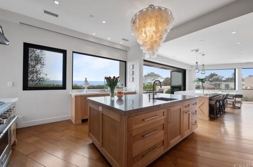 82 Monarch Bay Dr, Dana Point CA  92629-3428 exterior