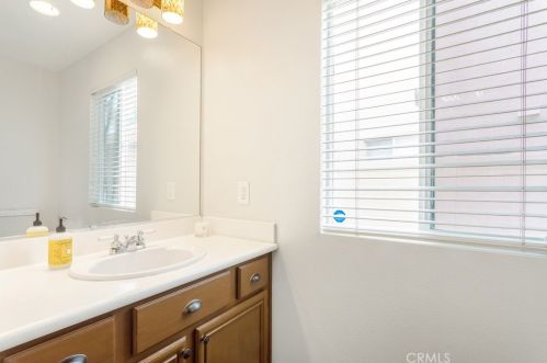 32290 Calle Avella, Temecula CA  92592-3860 exterior