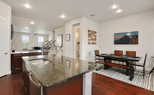 6411 Las Colinas Blvd, Irving TX 75039-5506 exterior