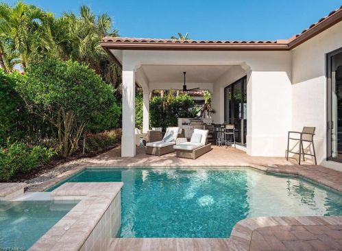 2195 Residence Cir, Naples, FL 34105-3078