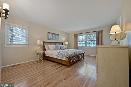 28 Fieldston Rd, Princeton NJ 08540-6429 exterior