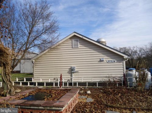 37234 Grass Roots Ln, Purcellville VA  20132-2848 exterior