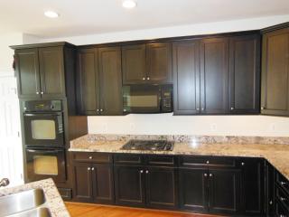 751 Center St, Herndon VA  20170-3713 exterior