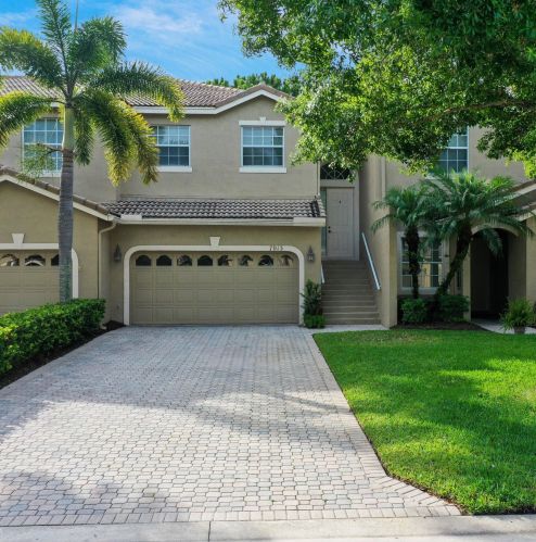 7013 Torrey Pines Cir, Fort Pierce, FL 34986-3255