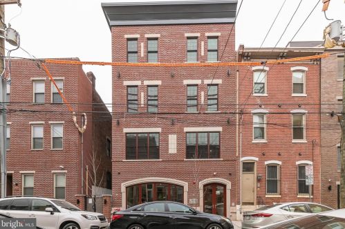 752 16th St, Philadelphia PA  19130-2924 exterior