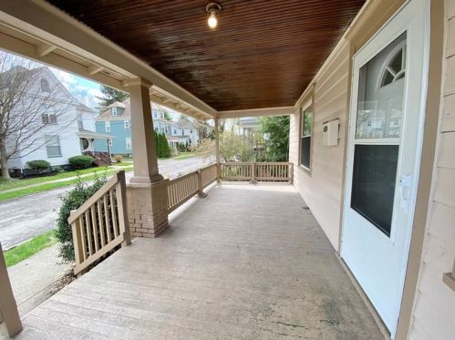 511 Centennial St, New Castle, PA 16101-2513