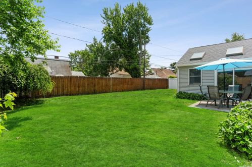 11 Lotus Ln, Westbury NY  11590-6320 exterior