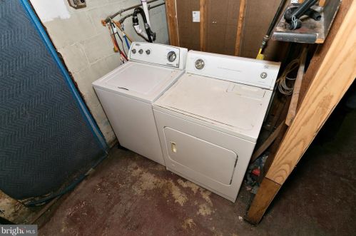 1104 Howard Ave, Gloucester NJ  08031-1534 exterior