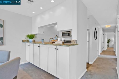 1755 Lindo St, Benicia CA  94510-2342 exterior