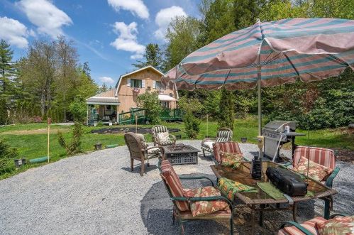 2050 Valley Rd, Washington, NH 03280-3113