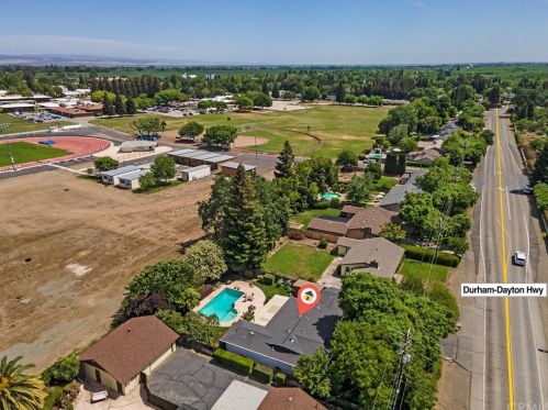 2542 Durham Dayton Hwy, Durham CA 95938-9615 exterior