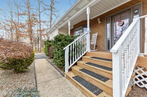 167 Hope Chapel Rd, Jackson Twp, NJ 08527-2962