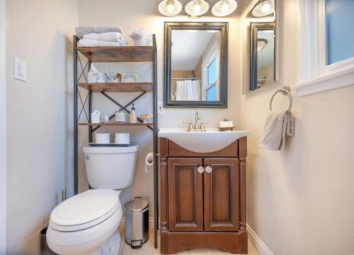 6025 Kelton Ave, La Mesa CA  91942-2728 exterior