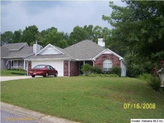 156 Lake Ter, Alabaster, AL 35007-4135