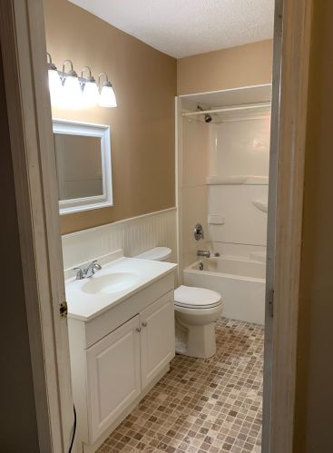 411 Spg St, Wilmington OH  45177-1664 exterior