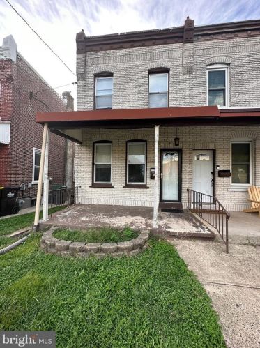 39 Montgomery Ave, Norristown, PA 19403-3237