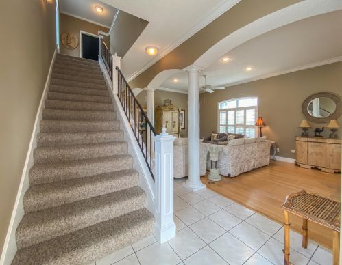 8 Aquamarine Cv, Destin, FL 32550-3893