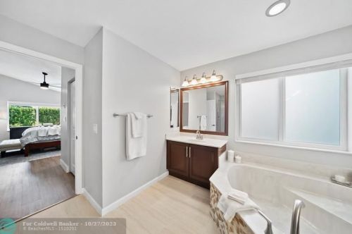 1277 144th Ter, Hollywood FL  33028-2925 exterior