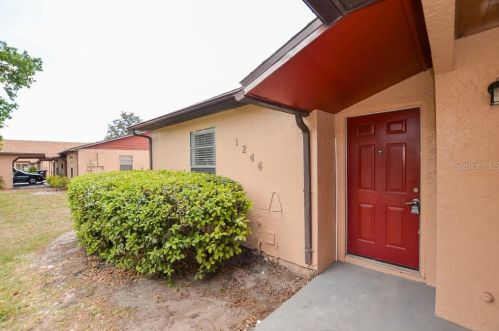 1244 Rich Moor Cir, Orlando FL  32807-6262 exterior