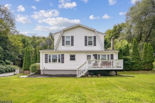12 Ivy Pl, Wantage, NJ 07461-1023